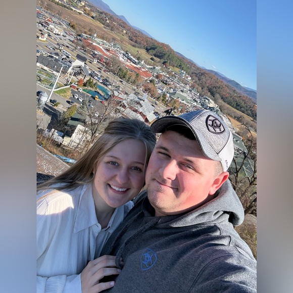 β¨ - Picture 1 of 13